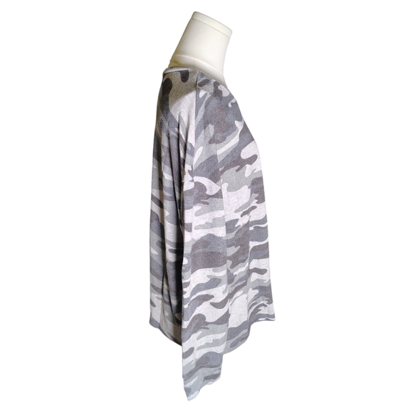 Time and Tru Super Soft Gray Camo Long Sleeve Tee Size Extra Large - Picture 2 of 8